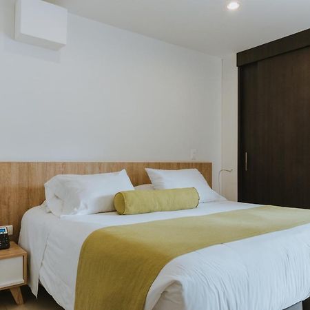 Travelers Rio Verde Living Suites Rionegro Exterior photo