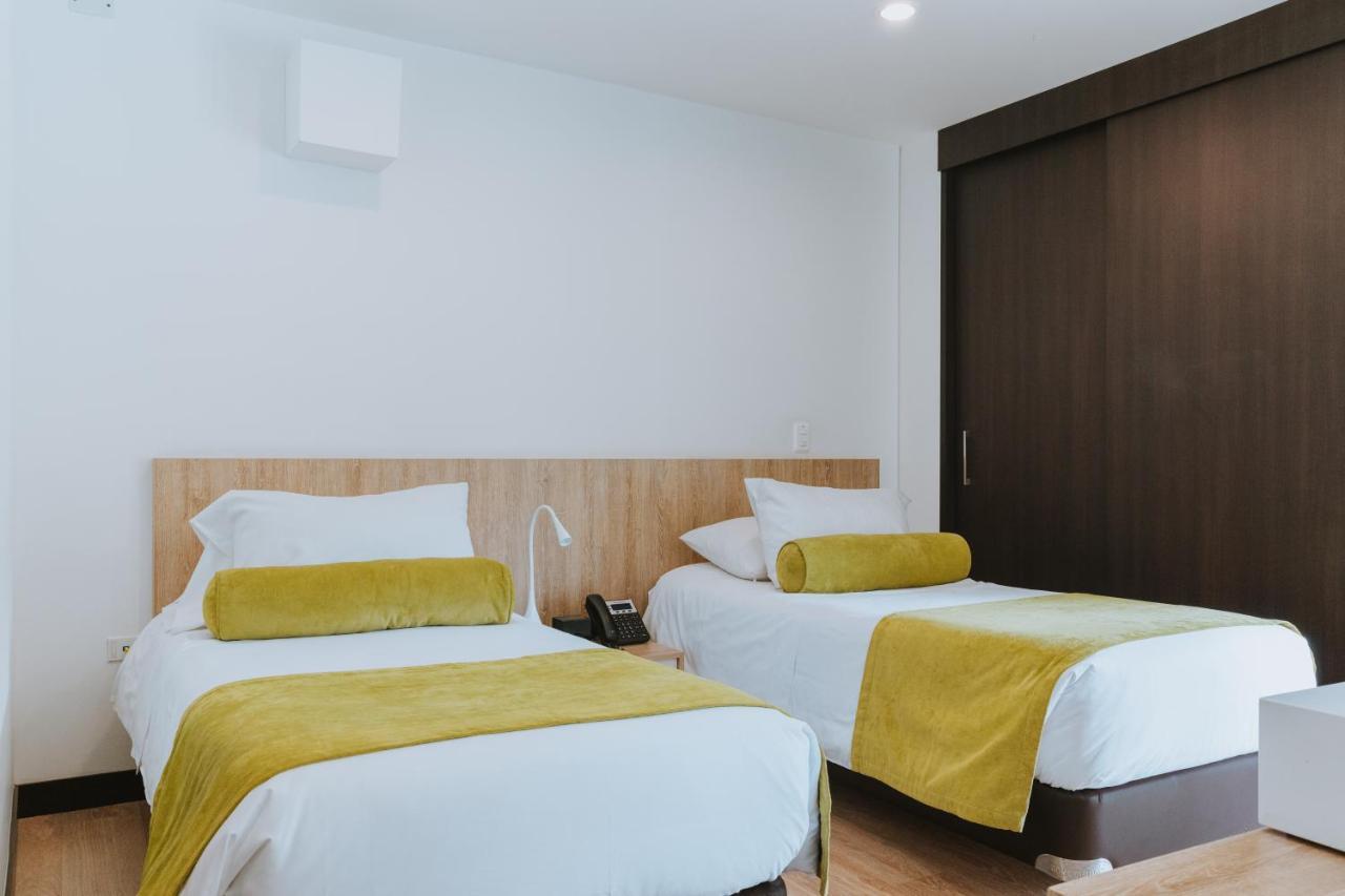 Travelers Rio Verde Living Suites Rionegro Exterior photo